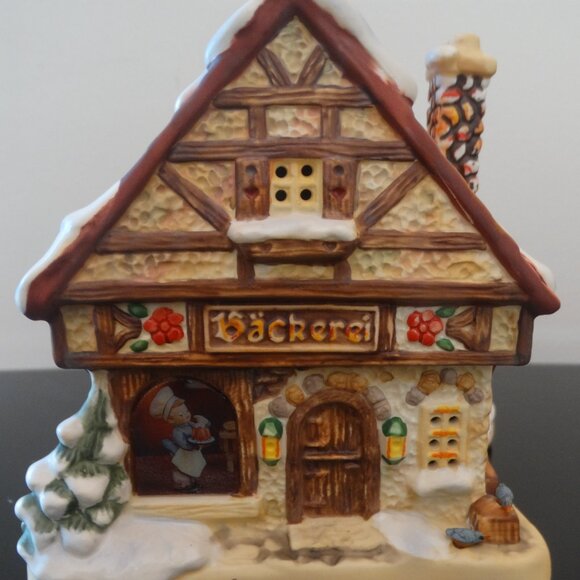 Hawthorne Collections Hummel Bavarian Christmas Village "Village Bakery" Lighted - Picture 5 of 11